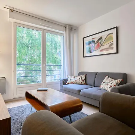 Centre - Superb Bright Parking Appartement *